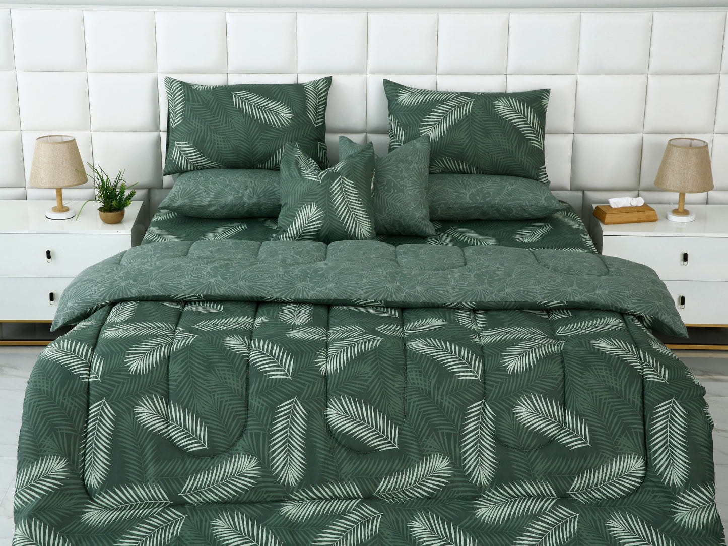 8 PCs Winter Comforter Set-Emerald Feathers Comforters Apricot