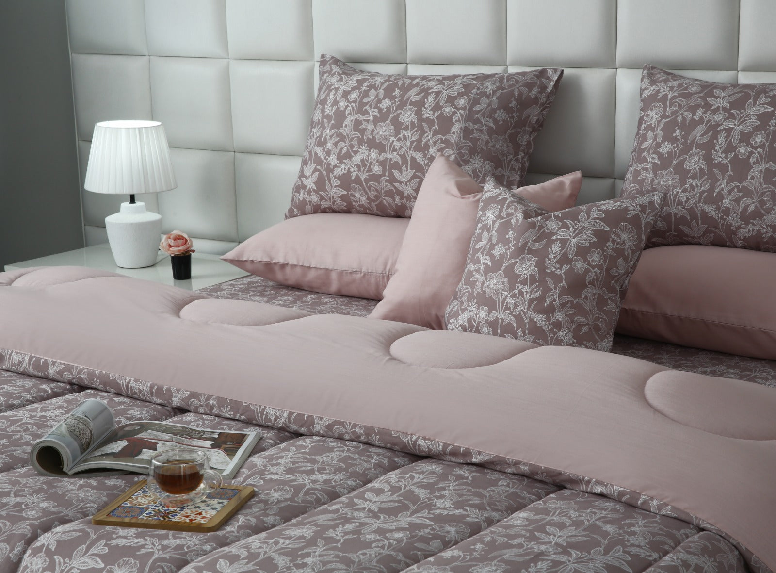 8 PCs Winter Comforter Set-White Peonies Comforters Apricot