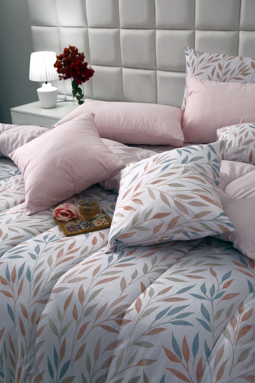 8 PCs Winter Comforter Set-Pastel Pink