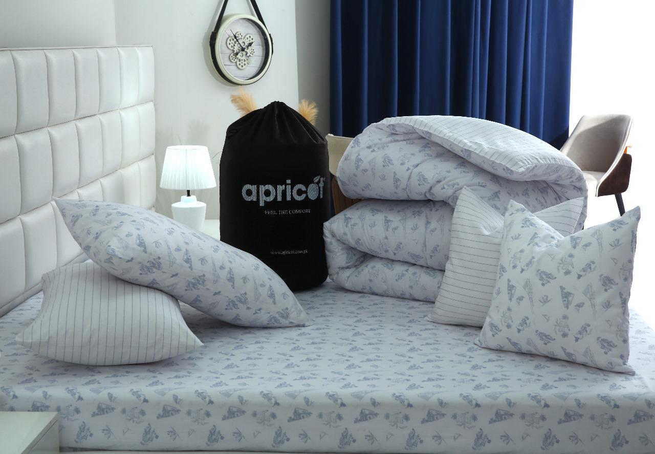 8 PCs Winter Comforter Set-Huts Comforters Apricot