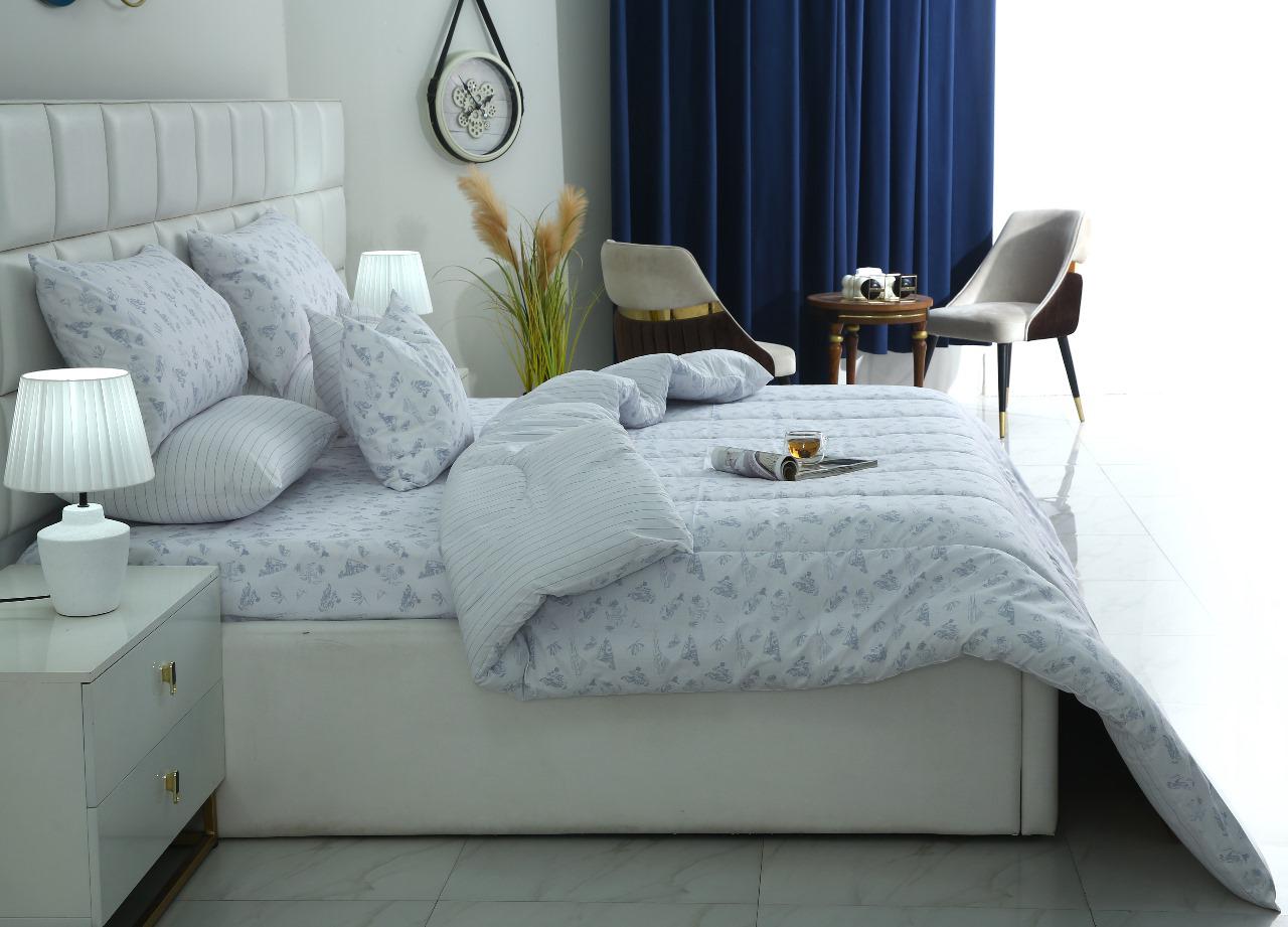 8 PCs Winter Comforter Set-Huts Comforters Apricot