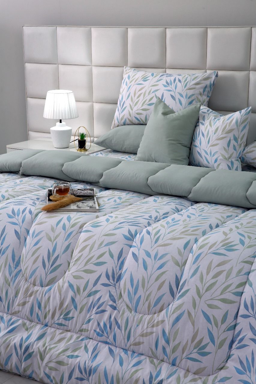 8 PCs Winter Comforter Set-Blue Leaves Comforters Apricot