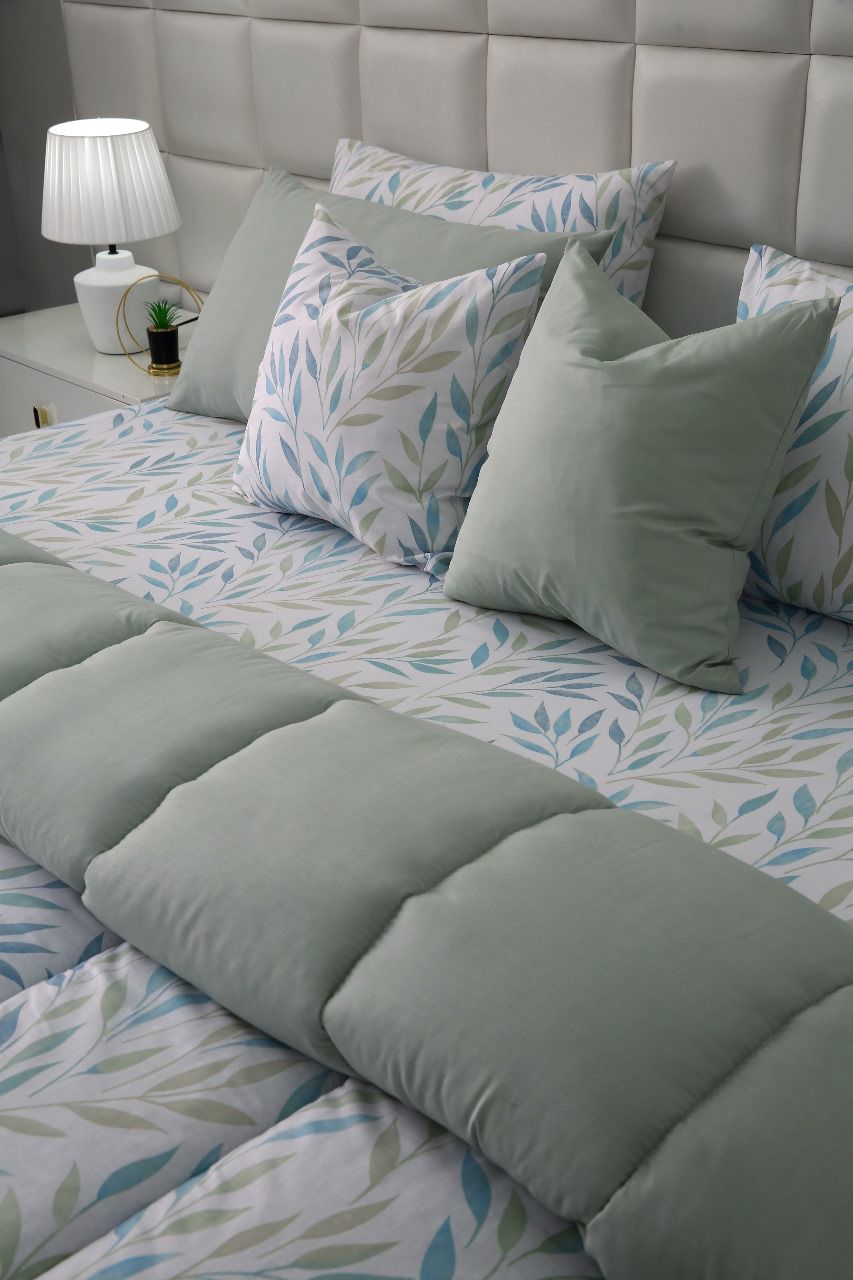 8 PCs Winter Comforter Set-Blue Leaves Comforters Apricot