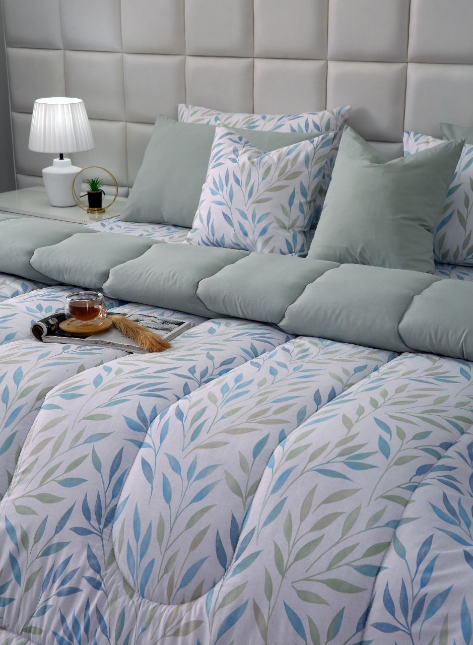 8 PCs Winter Comforter Set-Blue Leaves Comforters Apricot