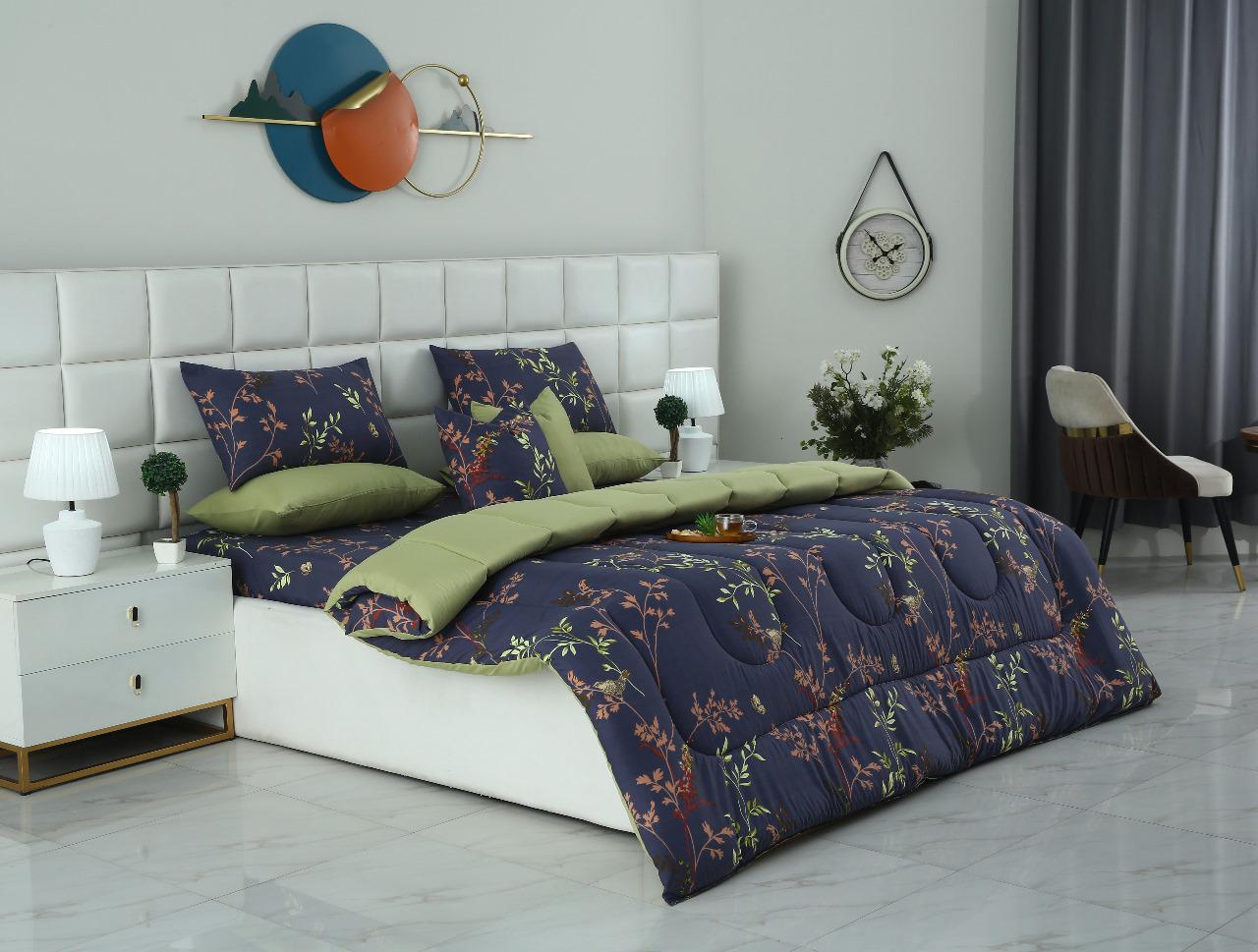 8 PCs Winter Comforter Set-Retro Leaf Comforters Apricot