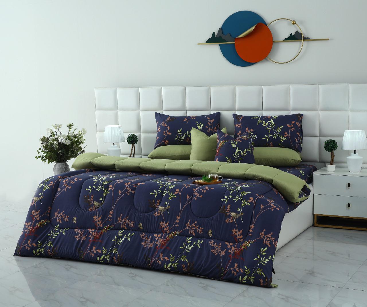 8 PCs Winter Comforter Set-Retro Leaf Comforters Apricot