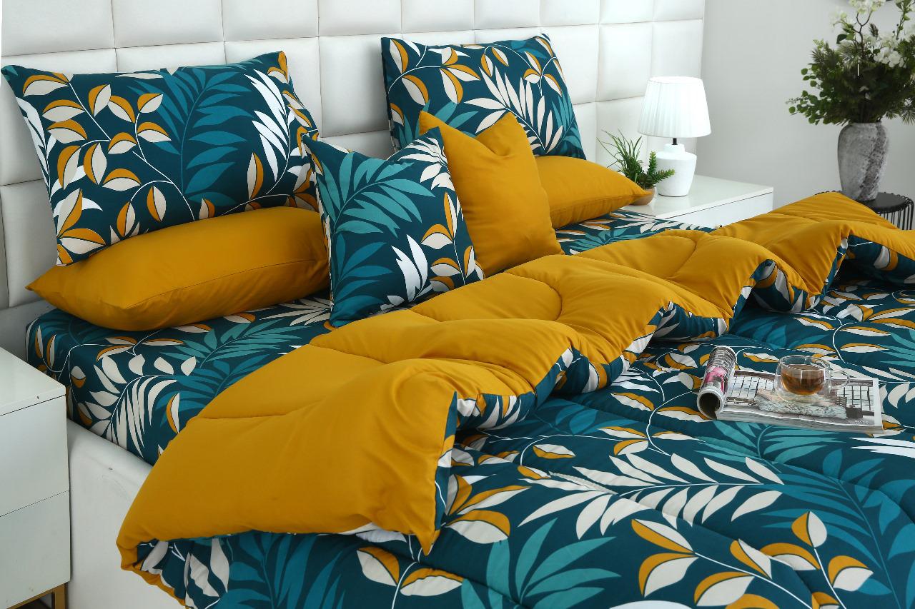 8 PCs Winter Comforter Set-Tropicals Comforters Apricot