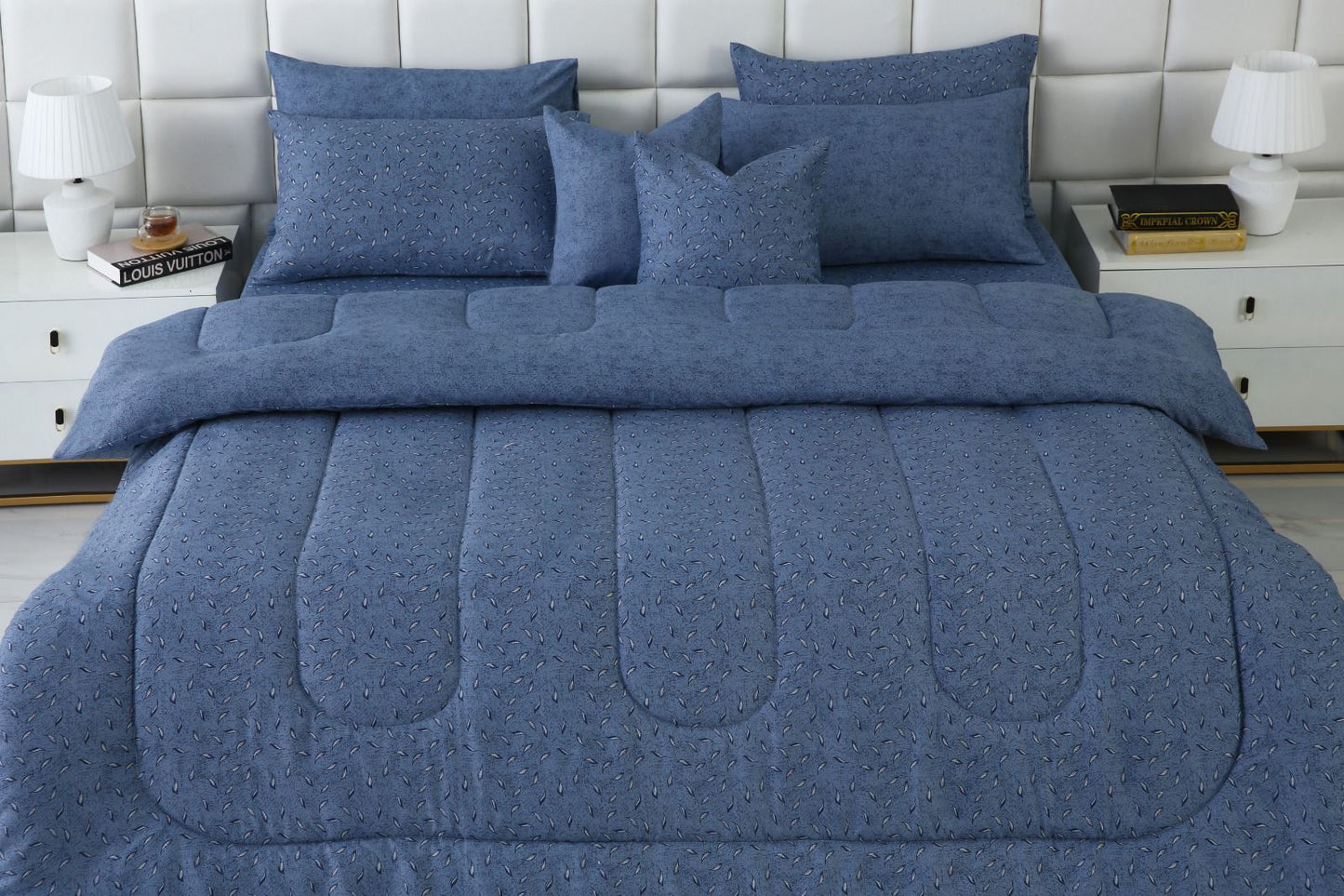 8 PCs Winter Comforter Set-Raincloud Blue Feathers Comforters Apricot