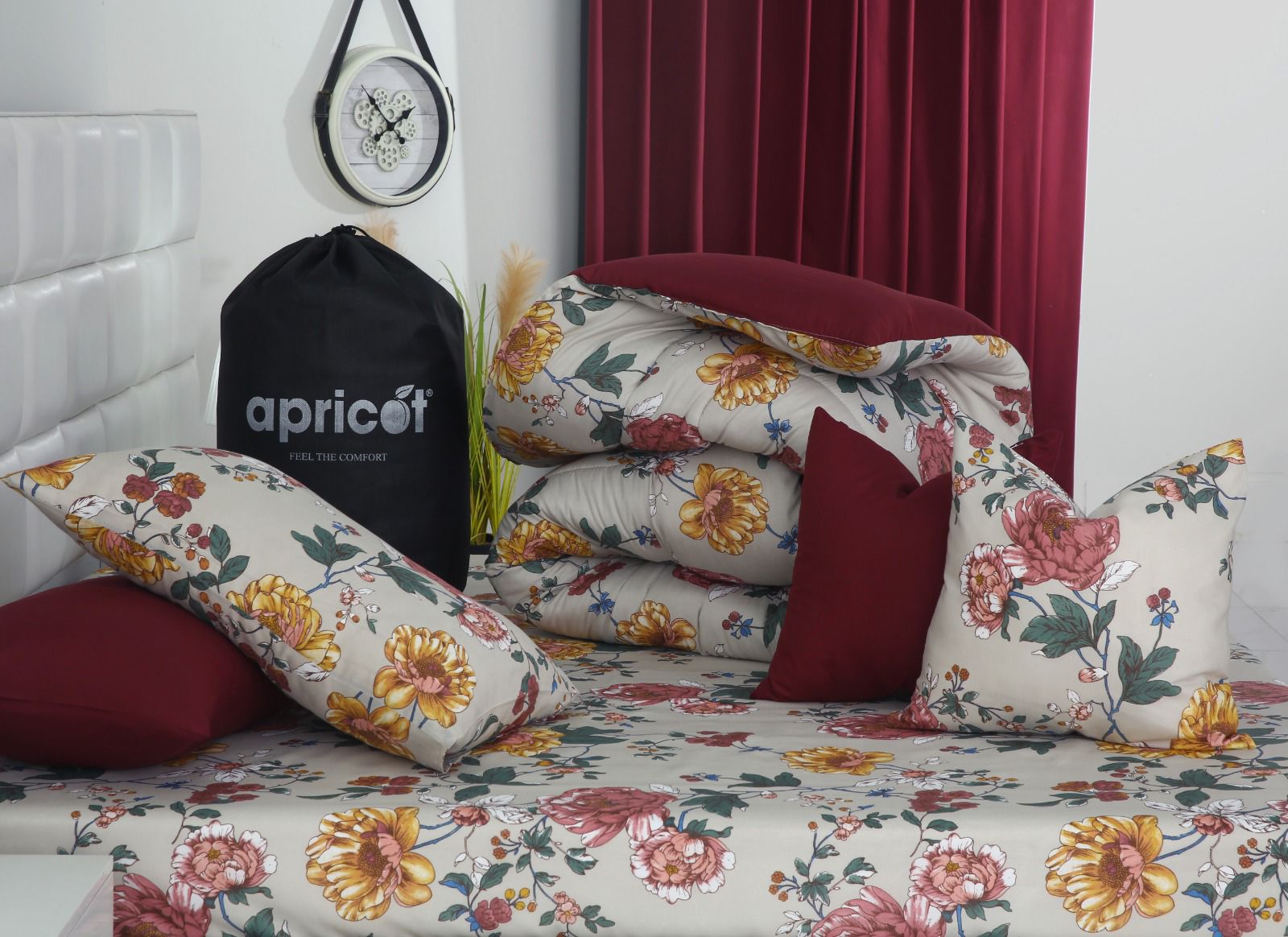 8 PCs Winter Razai Set-Vintage Garden Comforters Apricot