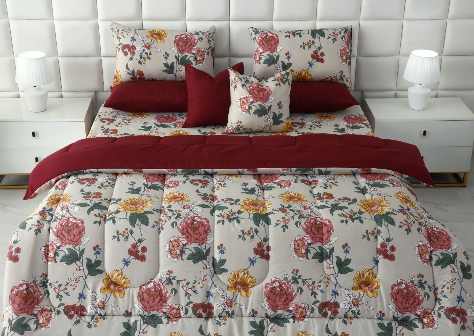 8 PCs Winter Razai Set-Vintage Garden Comforters Apricot