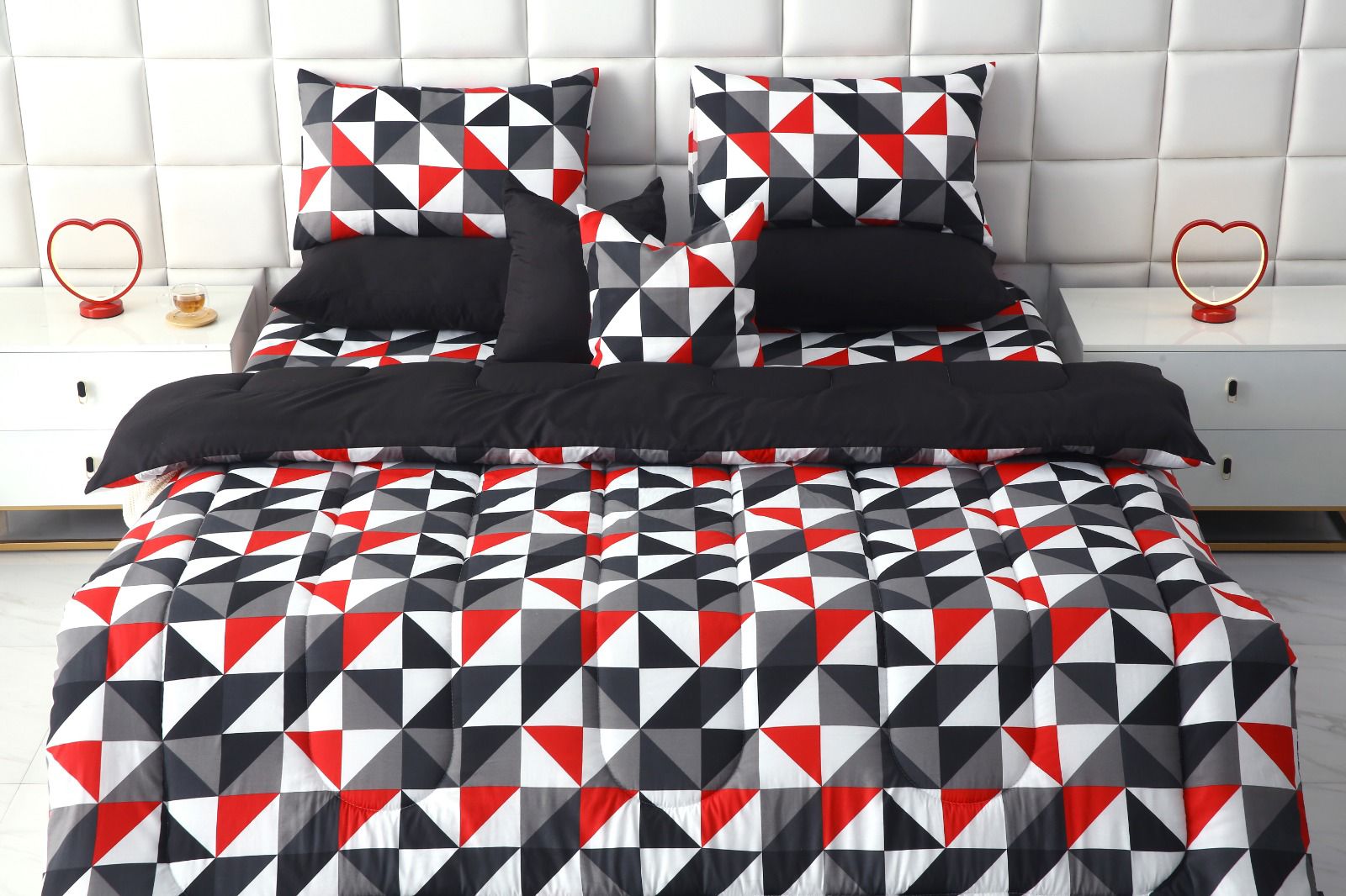 8 PCs Winter Razai Set-Abstract Geometric(With Black Reverse) Comforters Apricot