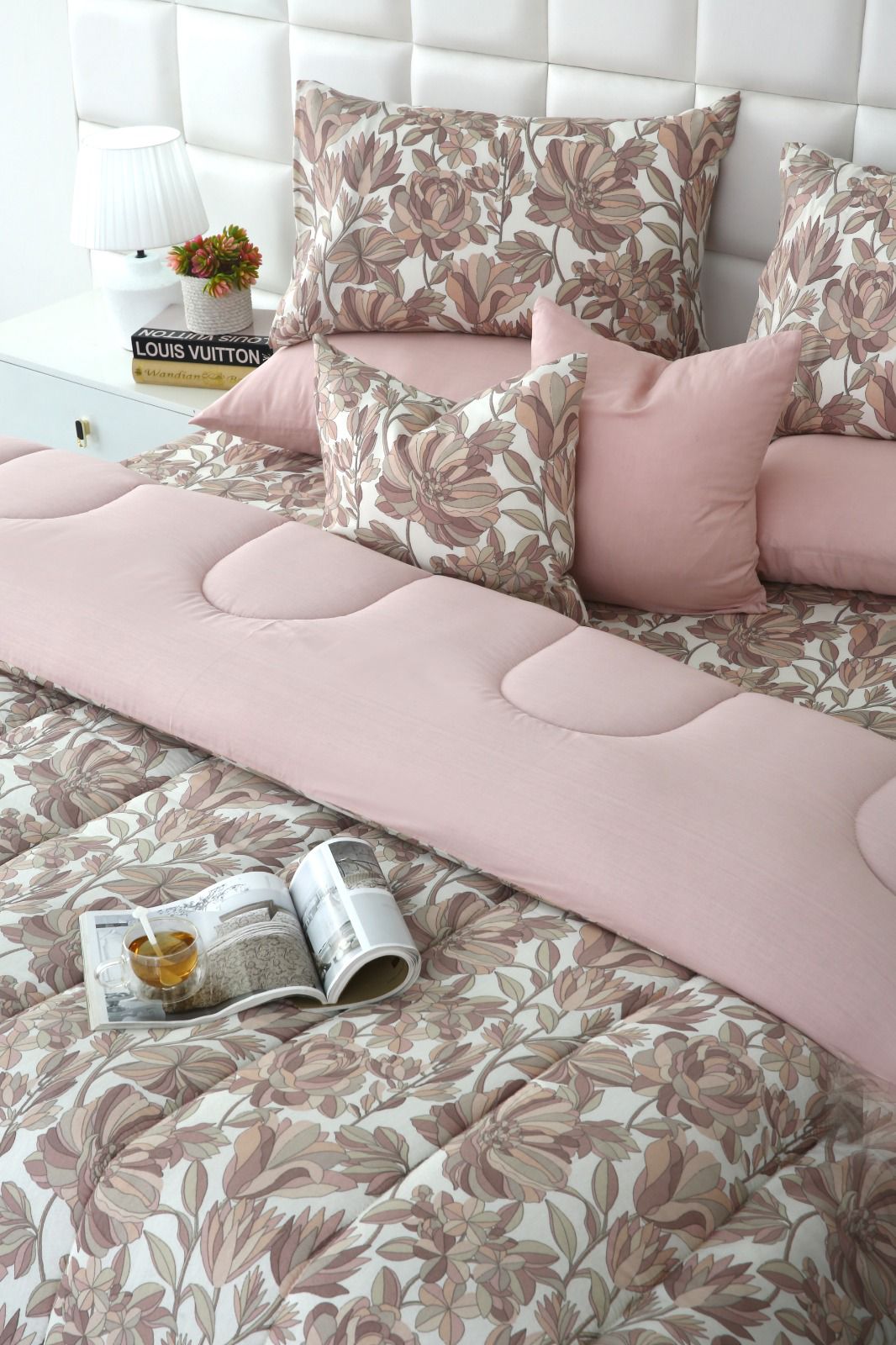 8 PCs Winter Razai Set-Buds Floral(With Pastel Pink Reverse) Comforters Apricot