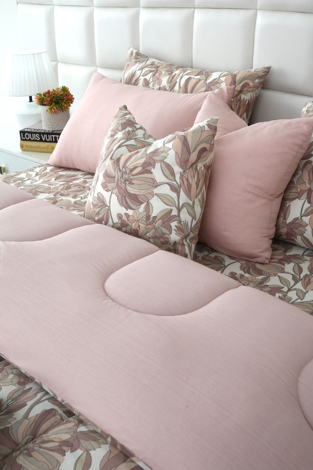 8 PCs Winter Razai Set-Buds Floral(With Pastel Pink Reverse) Comforters Apricot