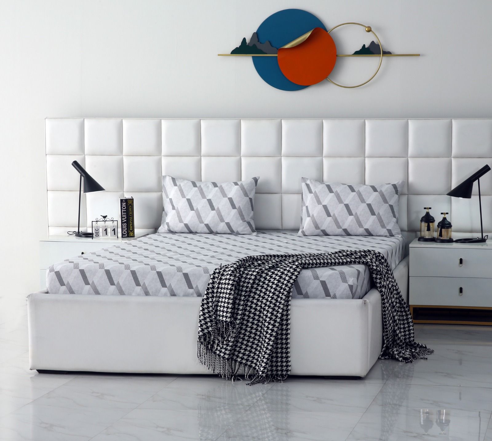 Fitted Bed Sheet-Sliver Triangles Fitted Sheets Apricot