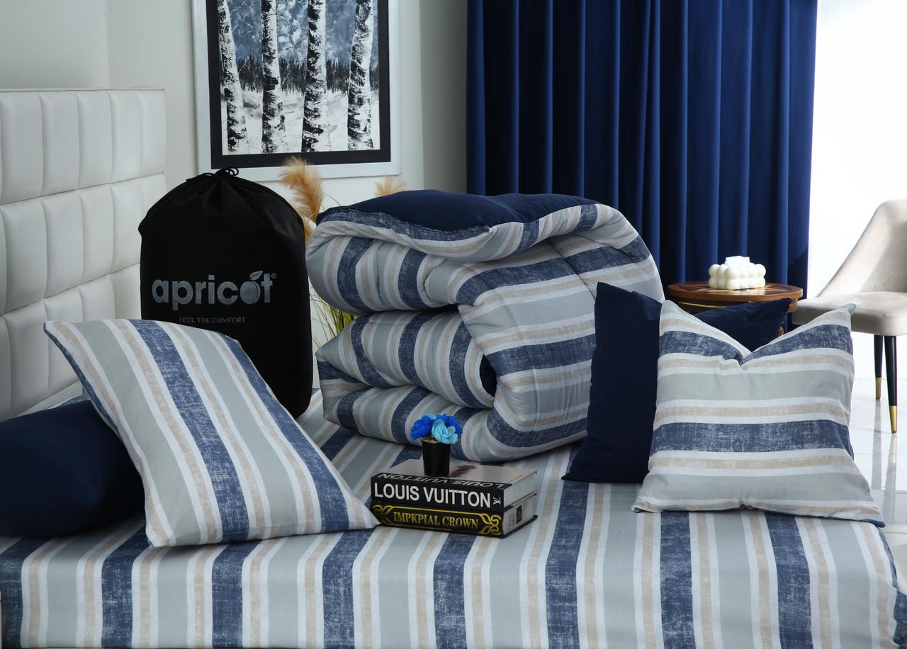 8 PCs Winter Razai Set-Chase Stripe Comforters Apricot