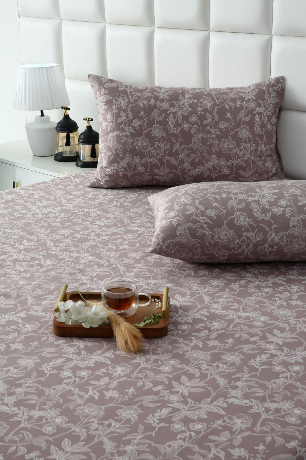 3 PCs Bed Sheet-White Peonies BED SHEET Apricot