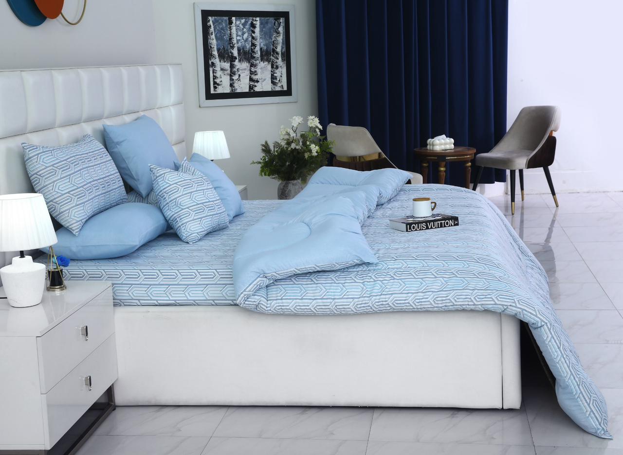 8 PCs Winter Razai Set-Blue Shapes Comforters Apricot