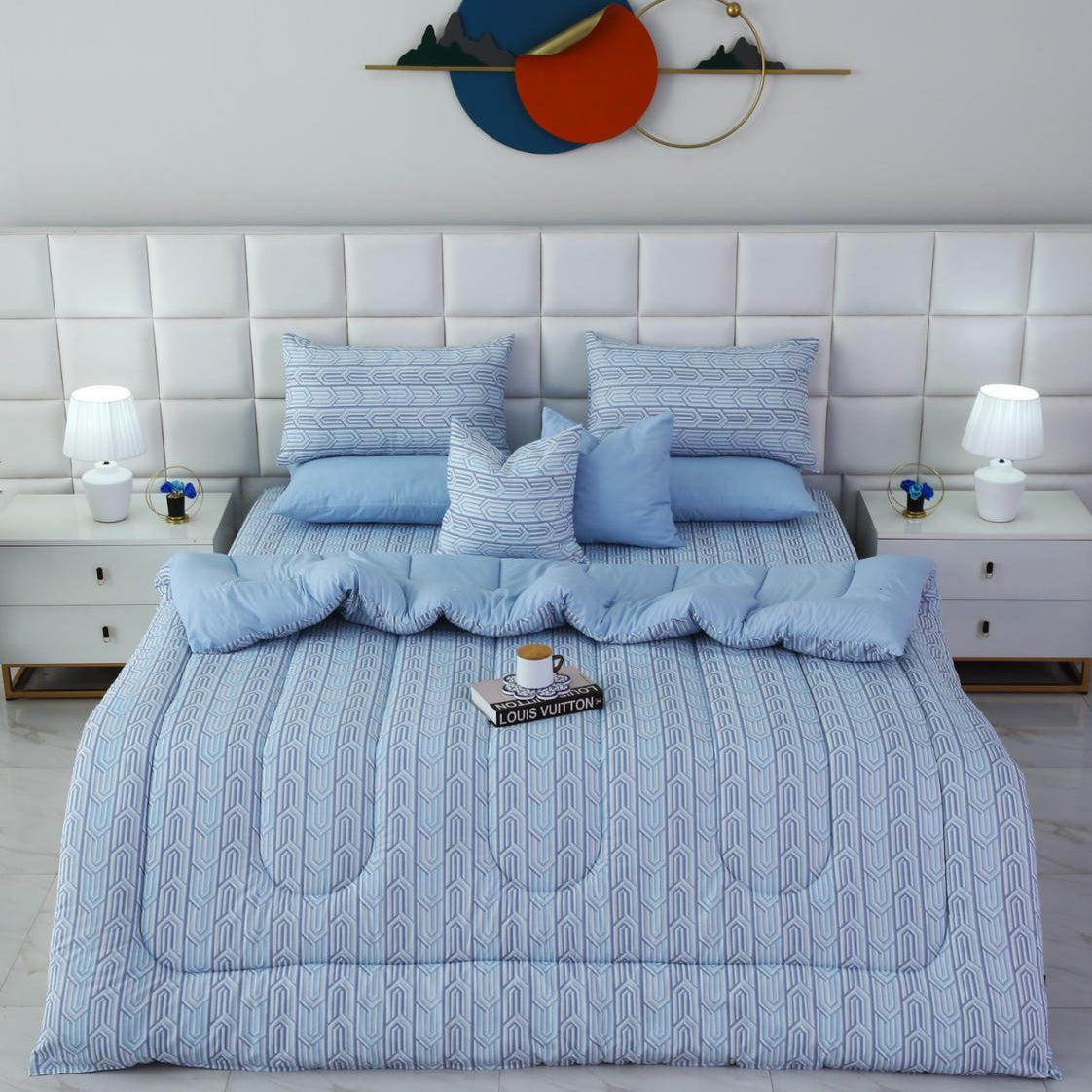 8 PCs Winter Razai Set-Blue Shapes Comforters Apricot