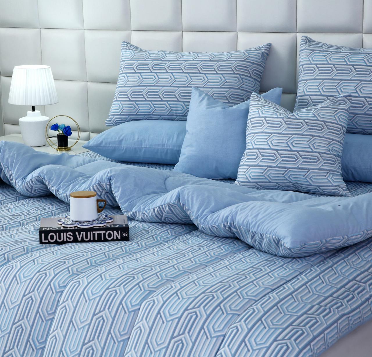 8 PCs Winter Razai Set-Blue Shapes Comforters Apricot