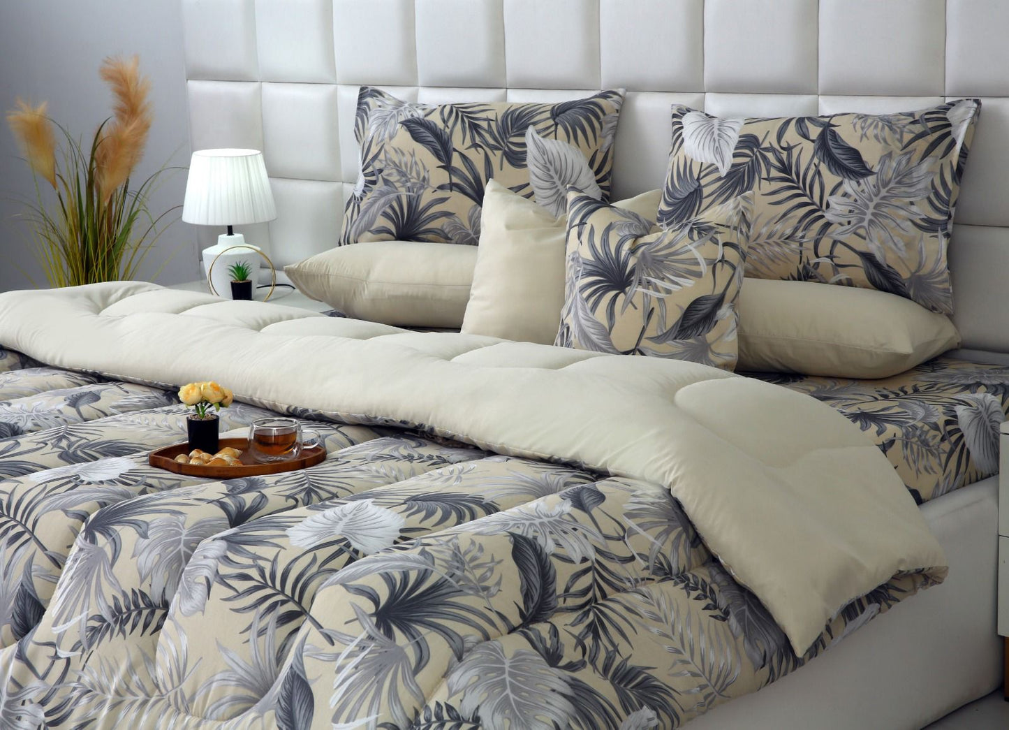 8 PCs Winter Razai Set-Hawaii(With Base Reverse) Comforters Apricot