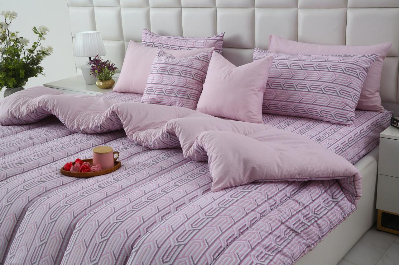 8 PCs Winter Razai Set-Lilac Shapes Comforters Apricot