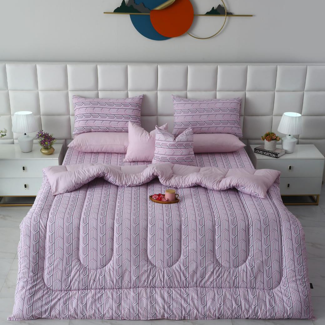 8 PCs Winter Razai Set-Lilac Shapes Comforters Apricot