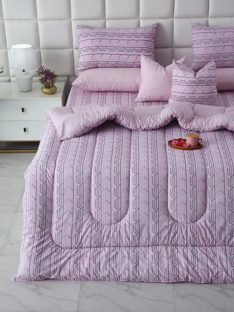 8 PCs Winter Razai Set-Lilac Shapes Comforters Apricot