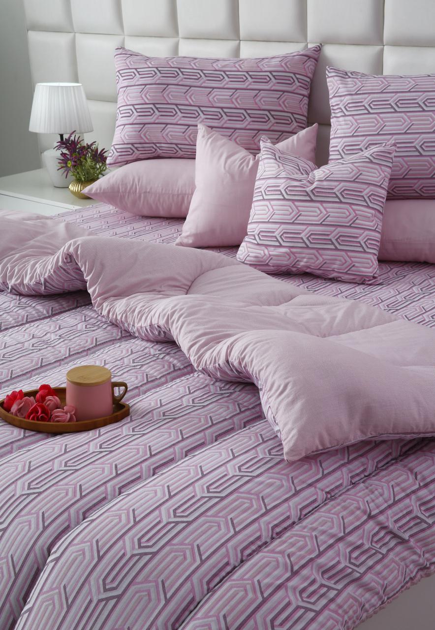 8 PCs Winter Razai Set-Lilac Shapes Comforters Apricot