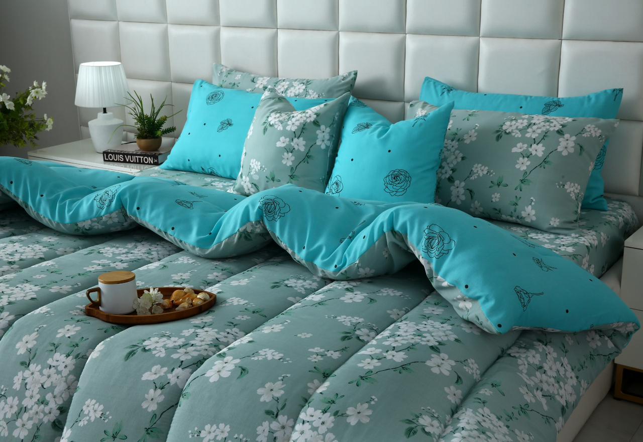 8 PCs Winter Razai Set-White Flowers Comforters Apricot