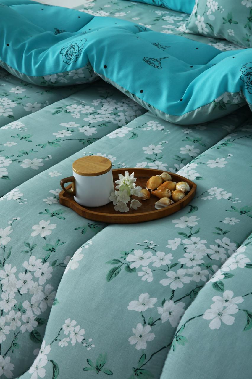 8 PCs Winter Razai Set-White Flowers Comforters Apricot