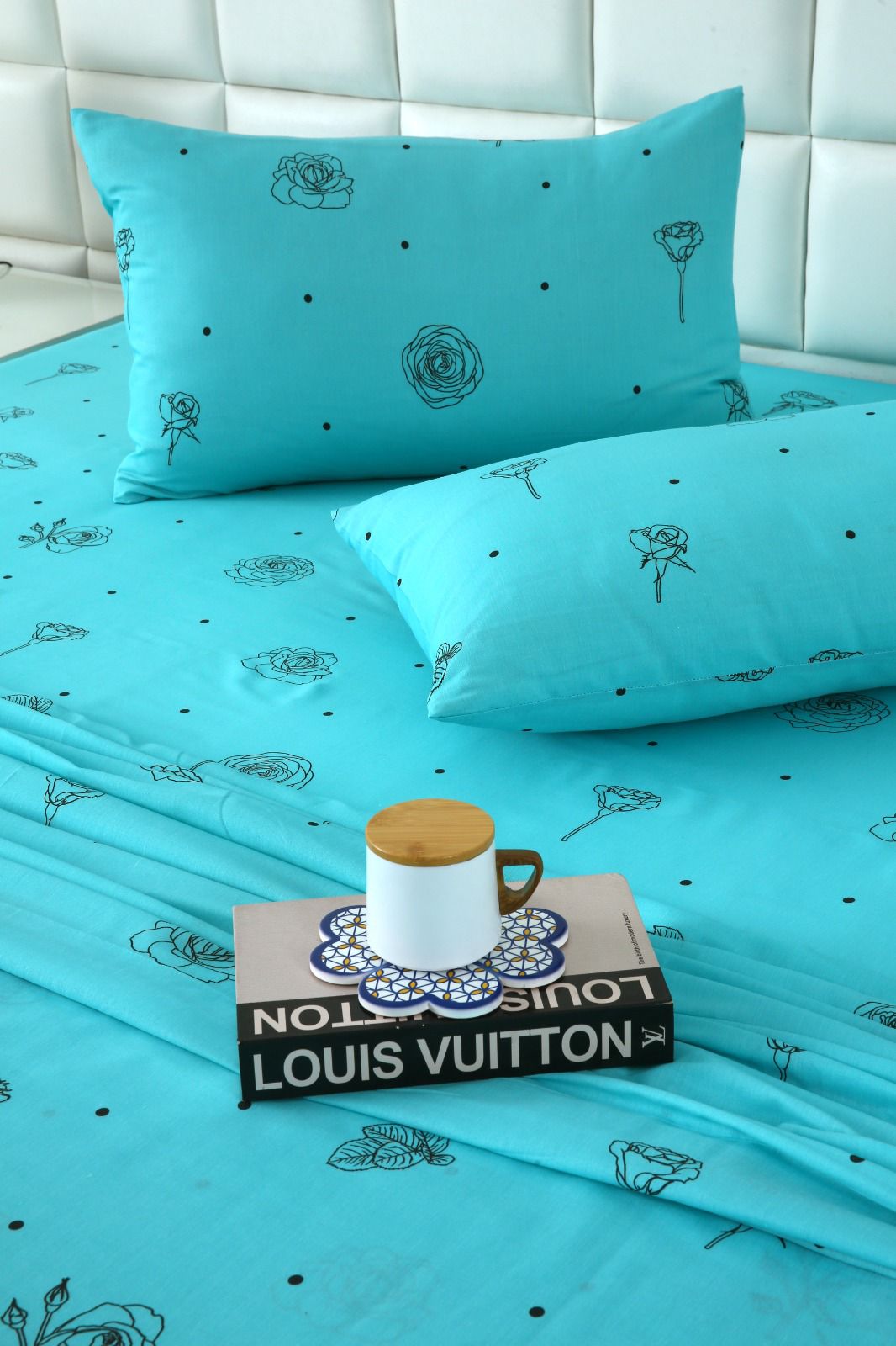 3 PCs Double Bed Sheet-Aqua Abstract Flower