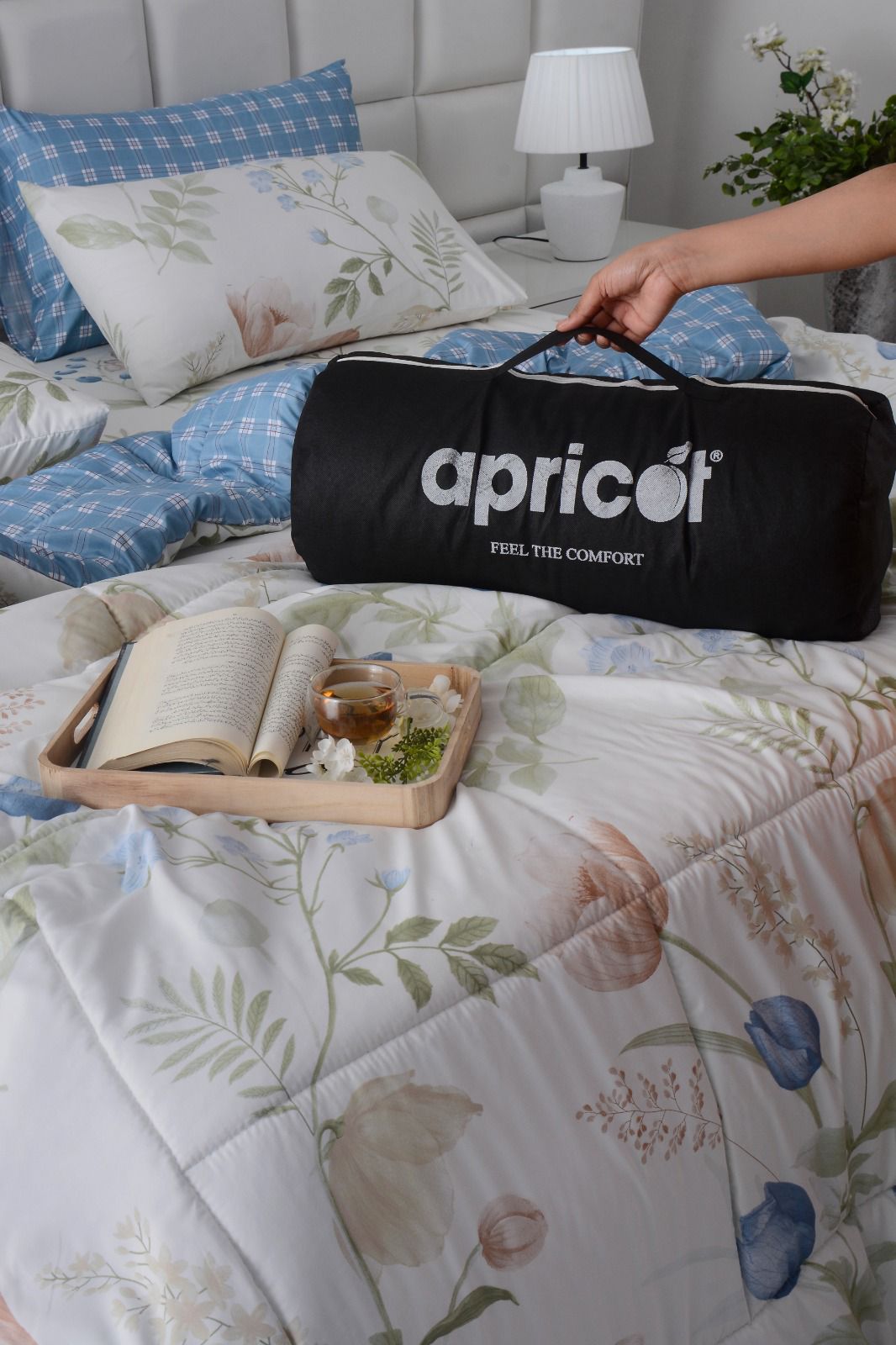 6 PCs Summer Comforter Set-Water Lily Bed Spread Apricot