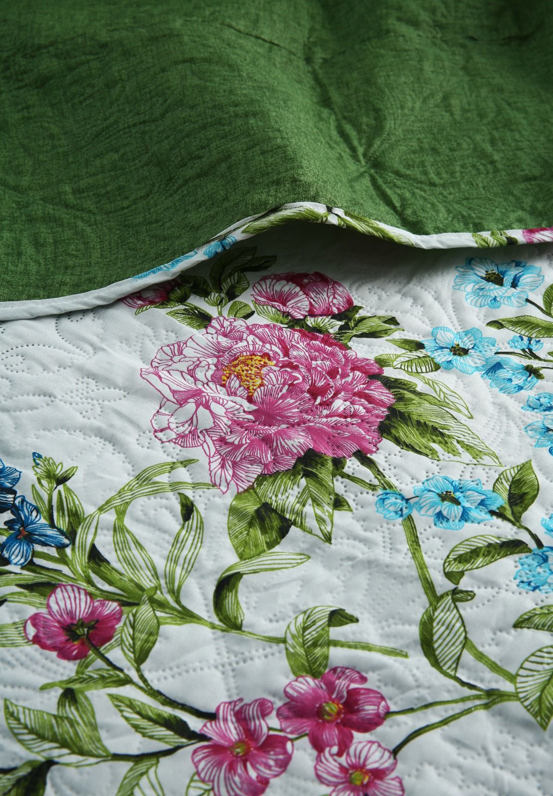 6 PCs Bed Spread Set- Green Lotus Bed Spread Apricot