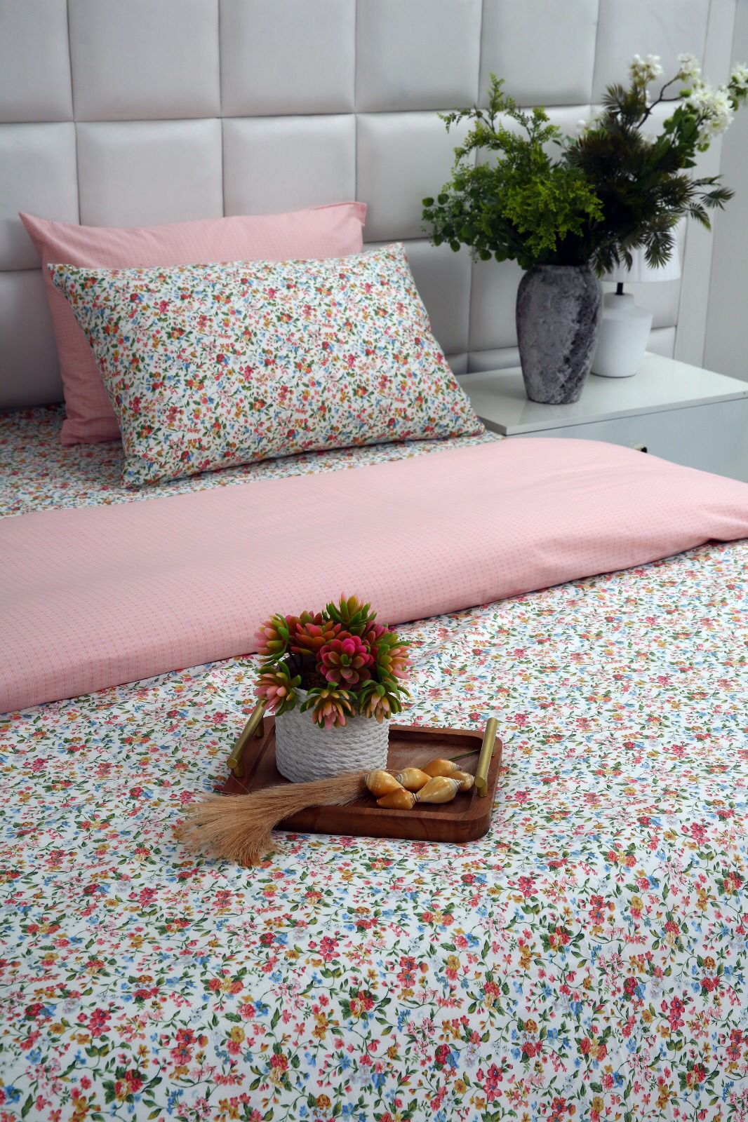6PCs Duvet Cover- Pink Tiny Flowers Bed Sheets Apricot