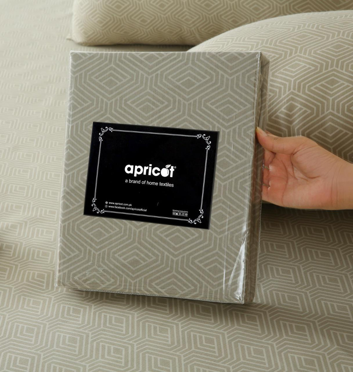 Fitted Bed Sheet- Opus