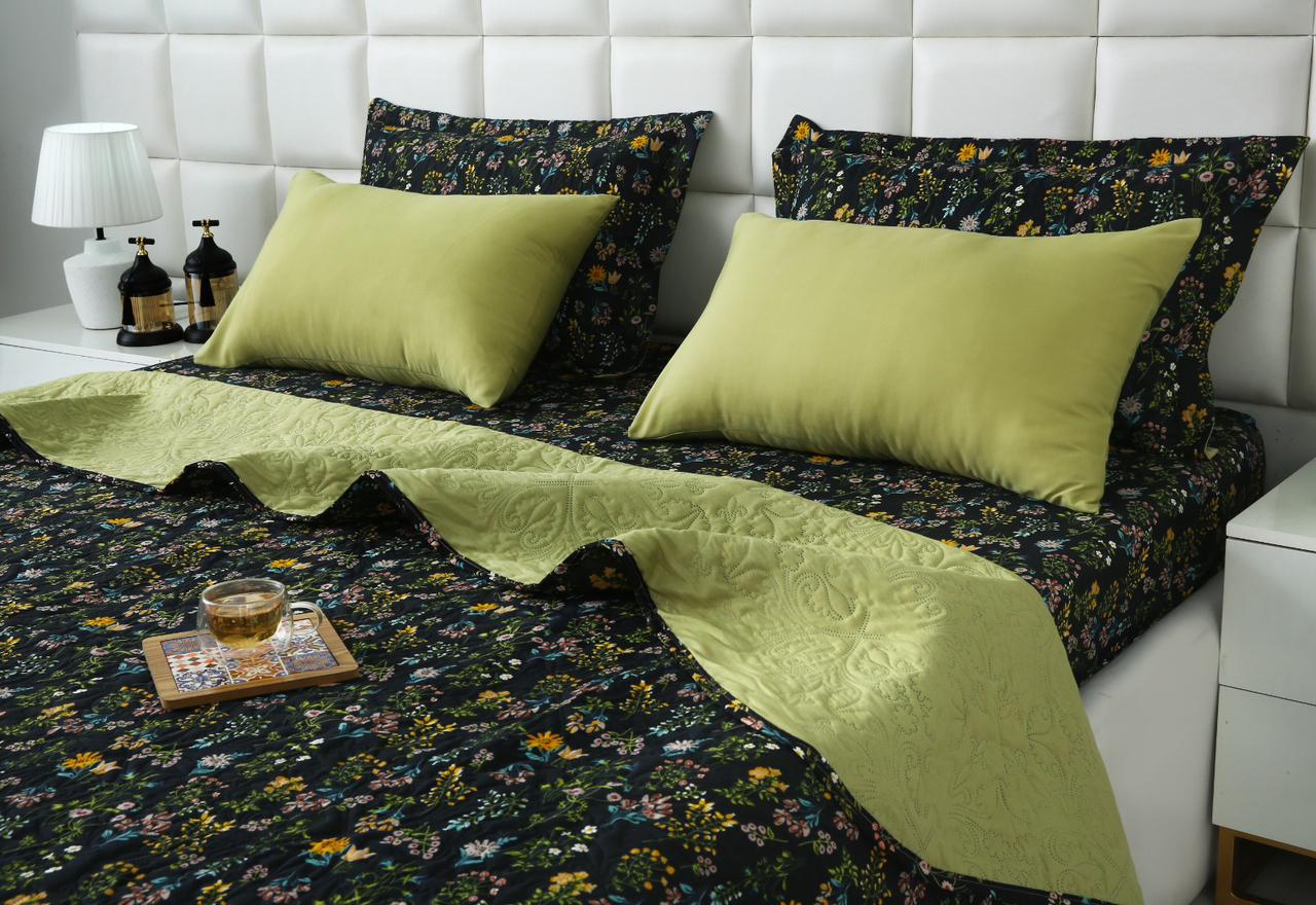 6 PCs Bed Spread Set- Black Meadows Bed Spread Apricot