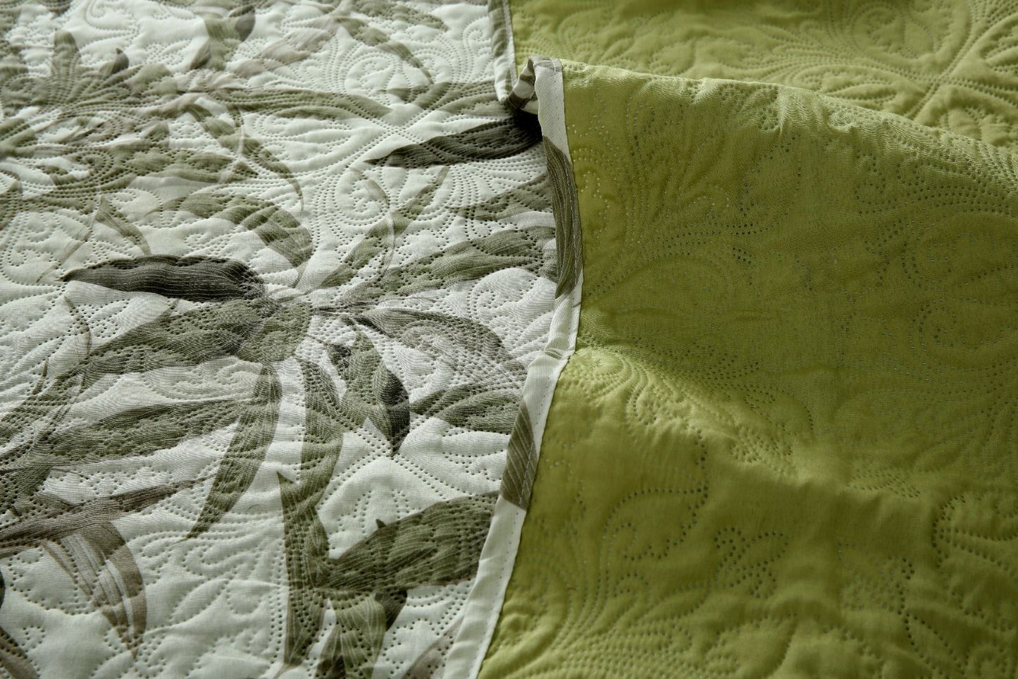6 PCs Bed Spread Set- Pine Bed Spread Apricot