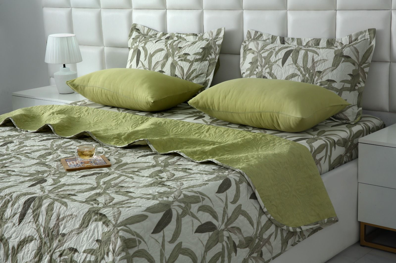 6 PCs Bed Spread Set- Pine Bed Spread Apricot