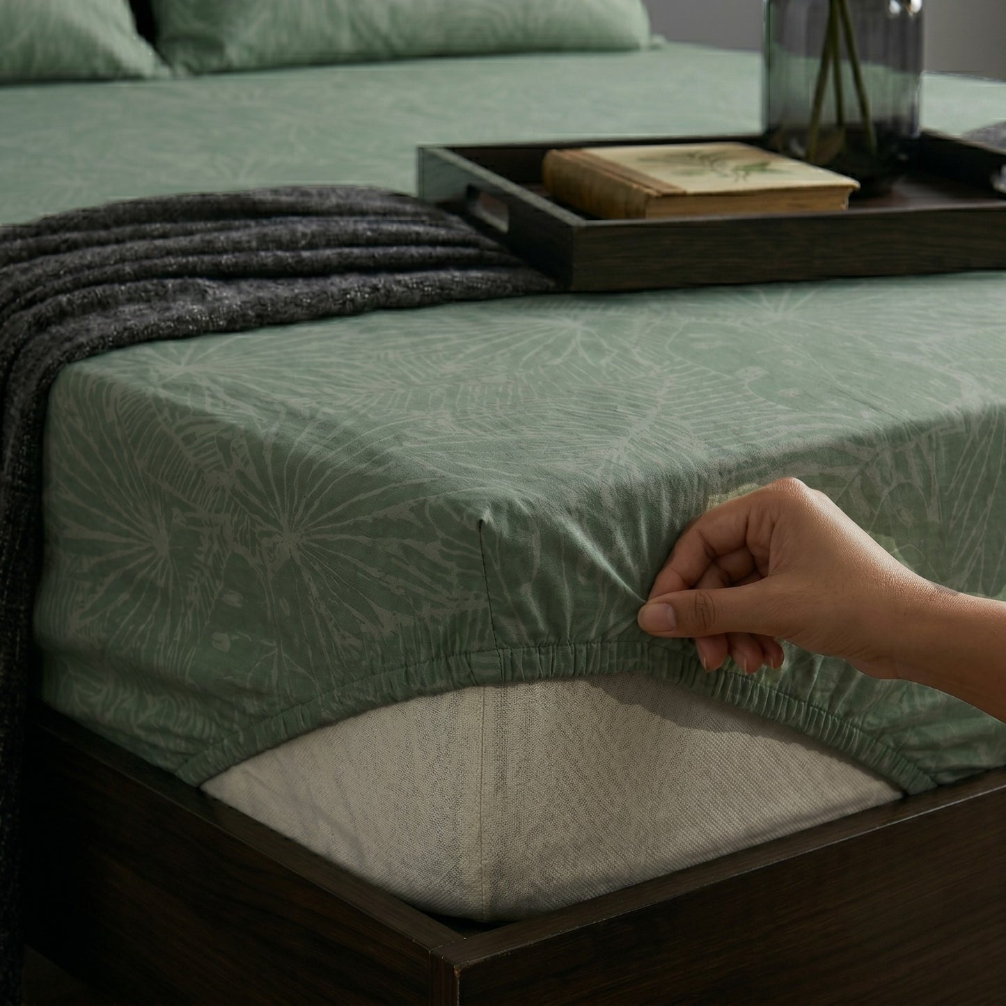 Fitted Bed Sheet- Leaved Vanilla Fitted Sheets Apricot