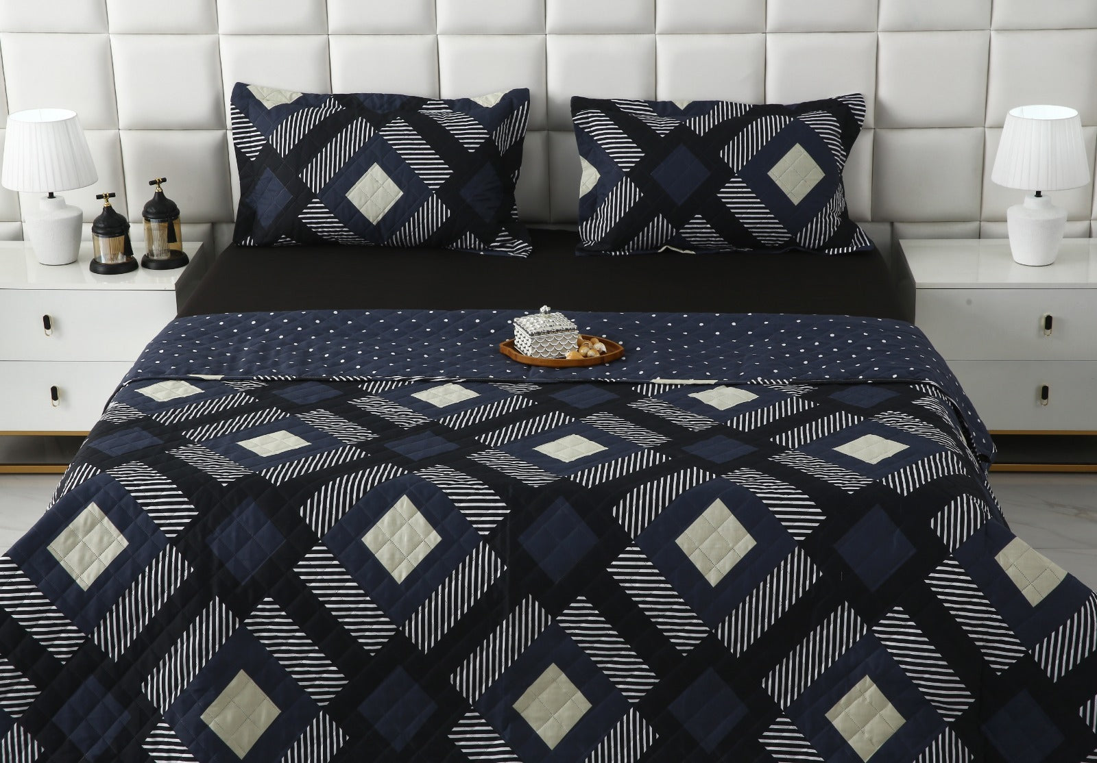 6 PCs Bed Spread Set- Black Art Bed Spread Apricot