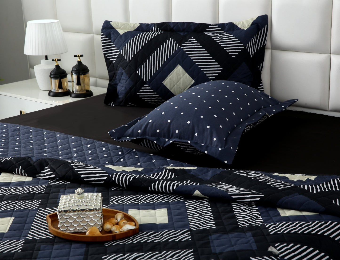 6 PCs Bed Spread Set- Black Art Bed Spread Apricot
