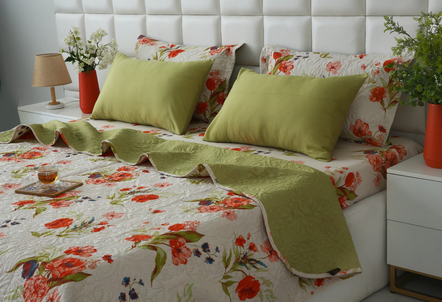 6 PCs Bed Spread Set- Cosmic Bloom Bed Spread Apricot