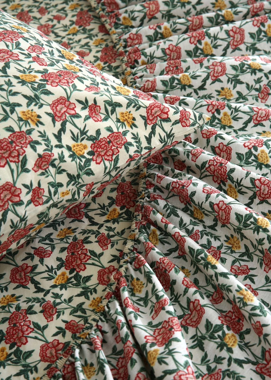 Percale Fitted Bed Sheet- PFL003