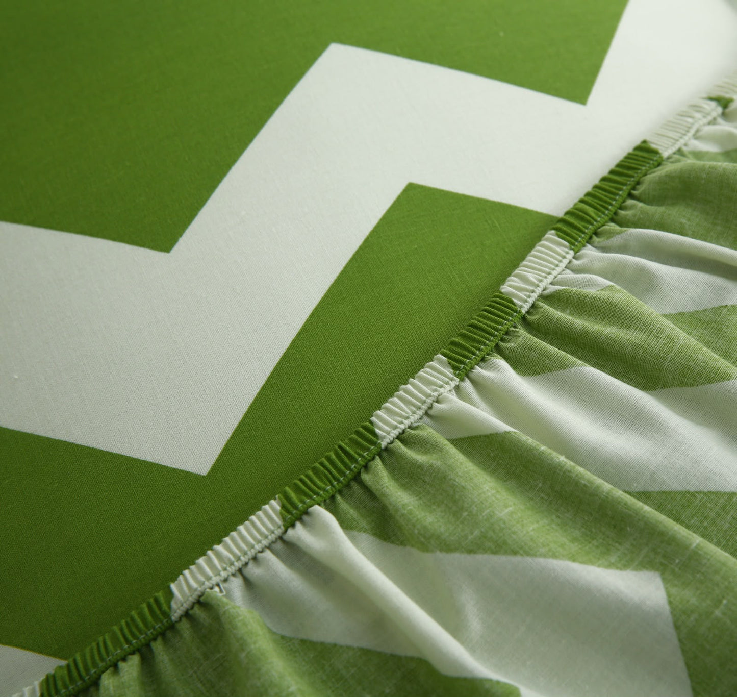 Fitted Bed Sheet- PFT024