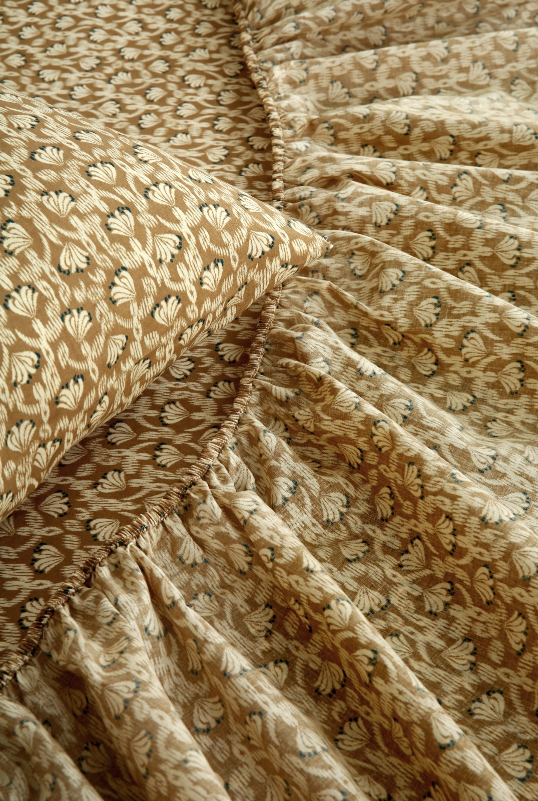 Fitted Bed Sheet- PFT0283
