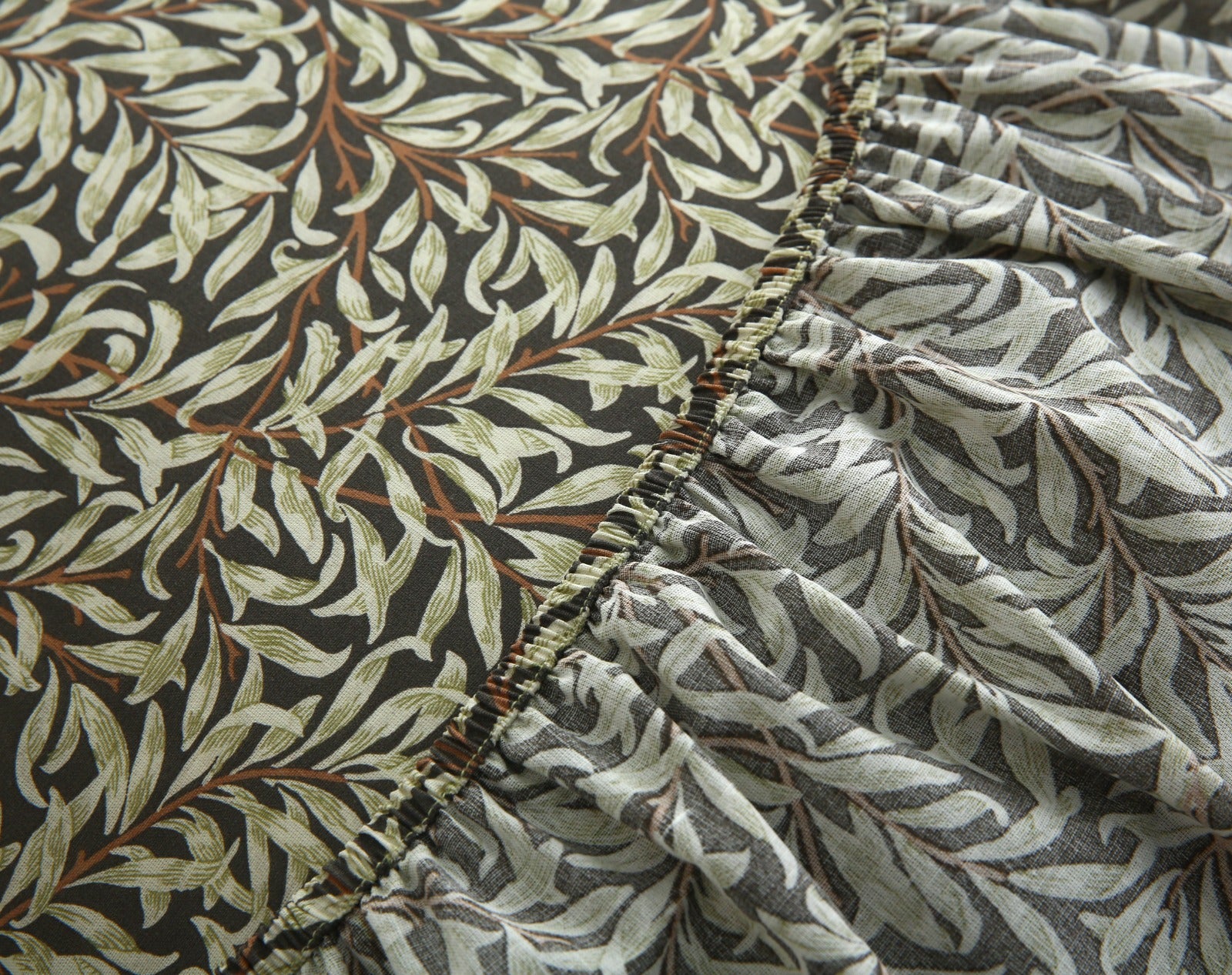 Fitted Bed Sheet- Brown Jewel Fitted Sheets Apricot