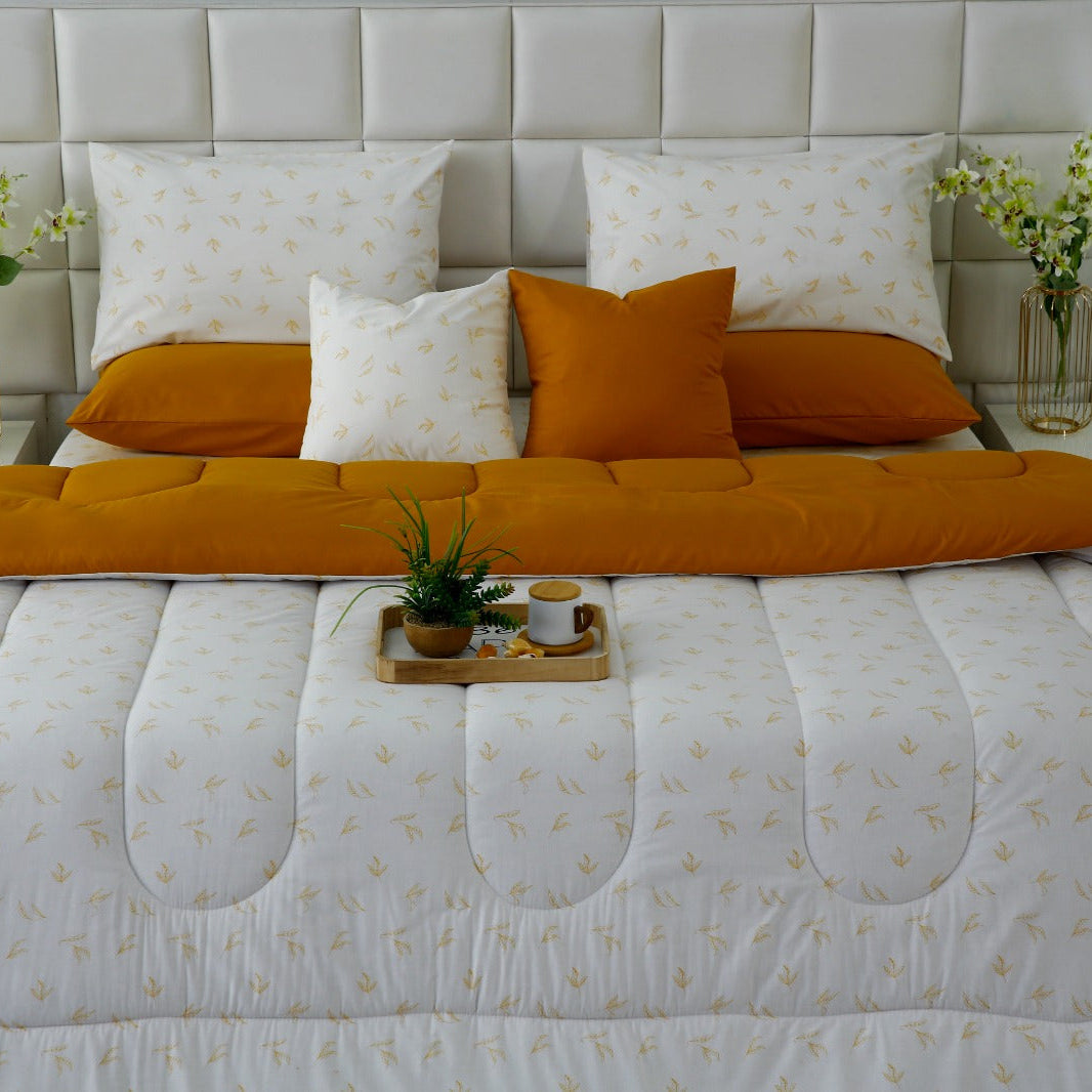 8 PCs Premium Winter Razai Set- Golden Meadow