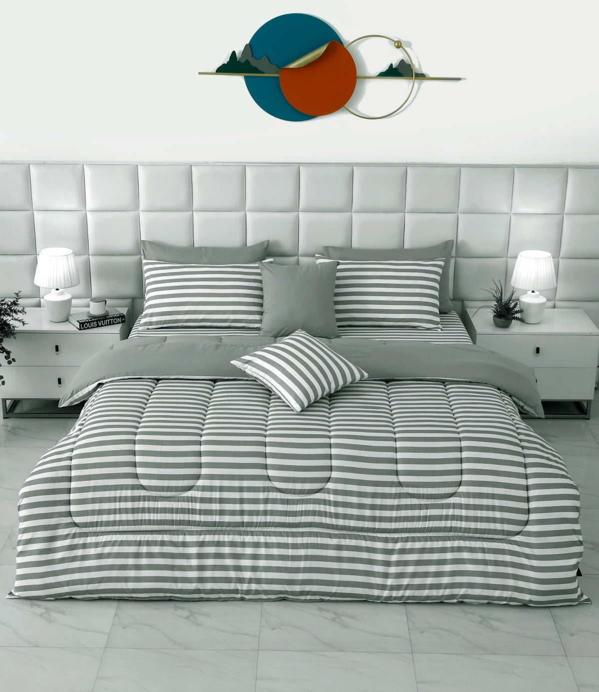 8 PCs Winter Razai Set- Green Stripes Comforters Apricot