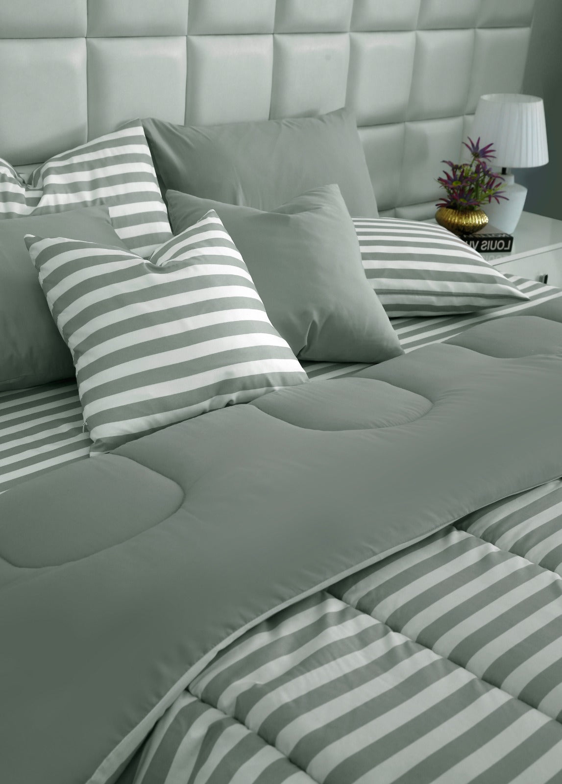 8 PCs Winter Razai Set- Green Stripes Comforters Apricot