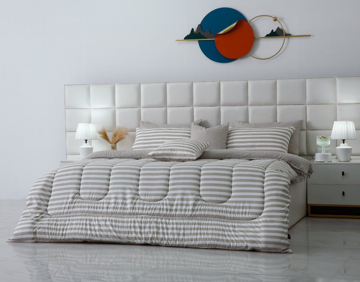 8 PCs Winter Razai Set- Beige Stripes